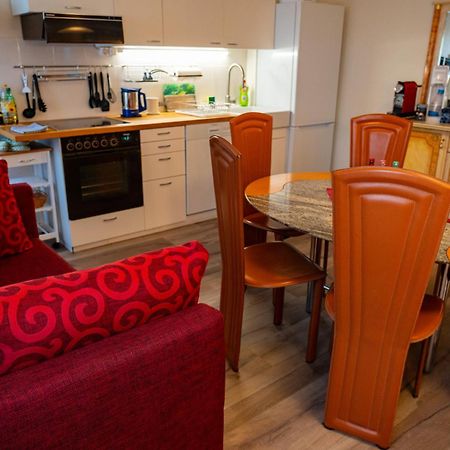 Gemuetliche Wohnung Mit Terasse Und Feuerstelle Lengnau المظهر الخارجي الصورة
