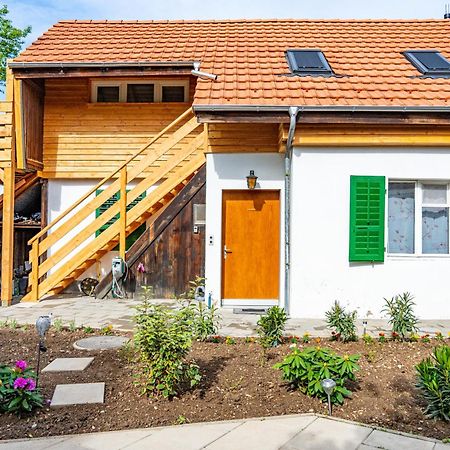 Gemuetliche Wohnung Mit Terasse Und Feuerstelle Lengnau المظهر الخارجي الصورة