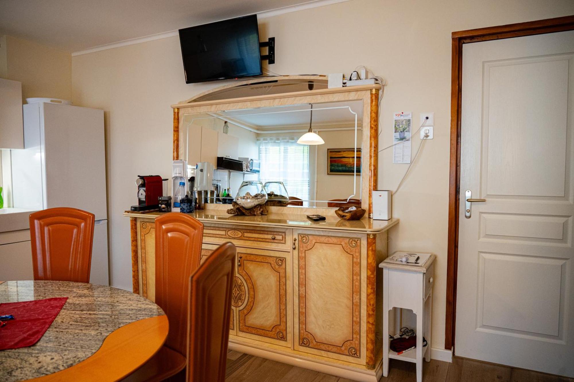 Gemuetliche Wohnung Mit Terasse Und Feuerstelle Lengnau المظهر الخارجي الصورة